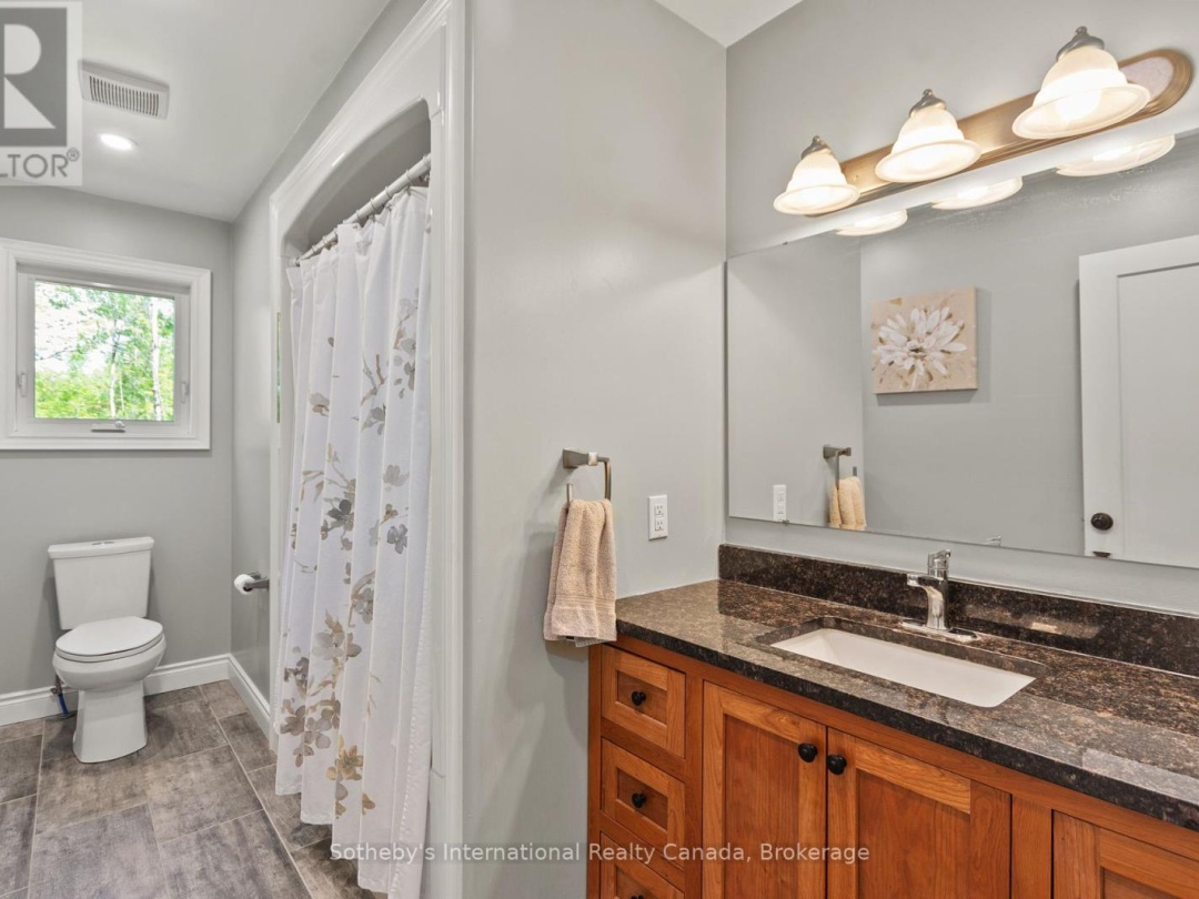 260 Forest Harbour Parkway, Tay