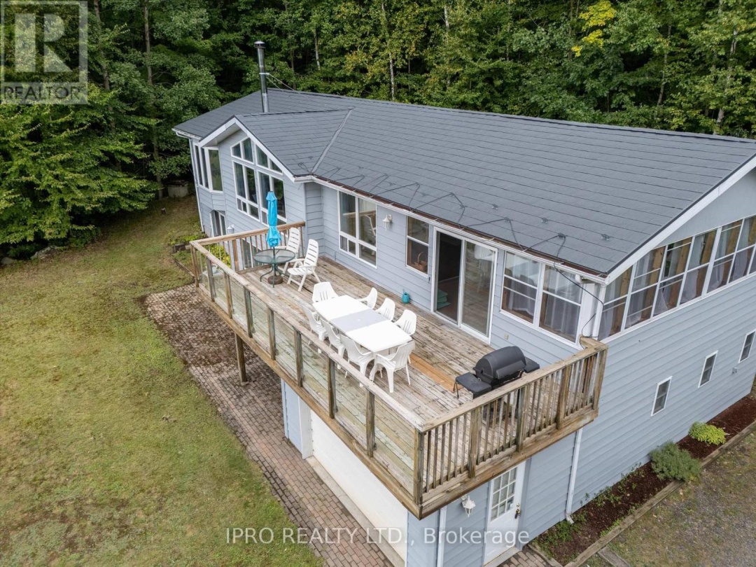 6 LOWER LANE, Otter Lake