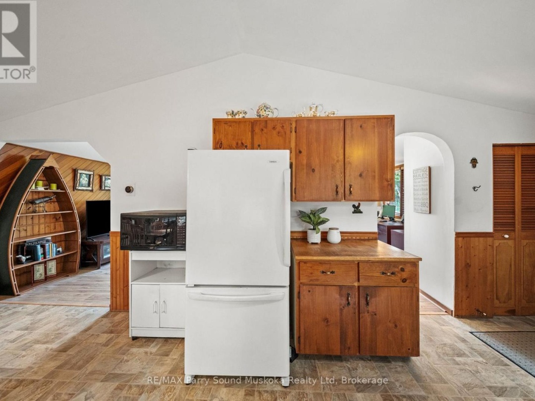 23 BROWN'S LAKE ROAD, 