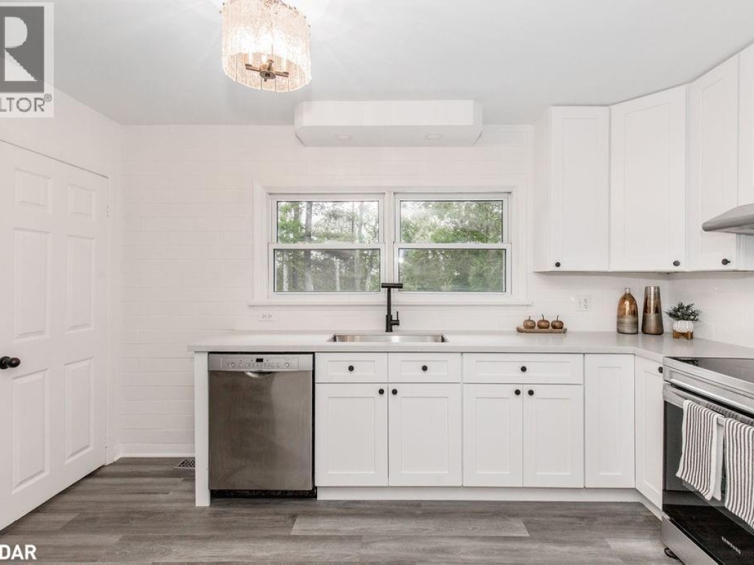 3495 BRENNAN Line, 