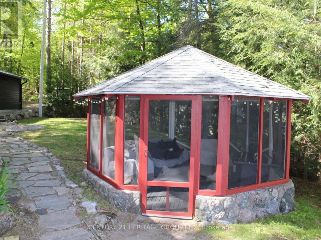 1452 Milne Road, Wood Lake