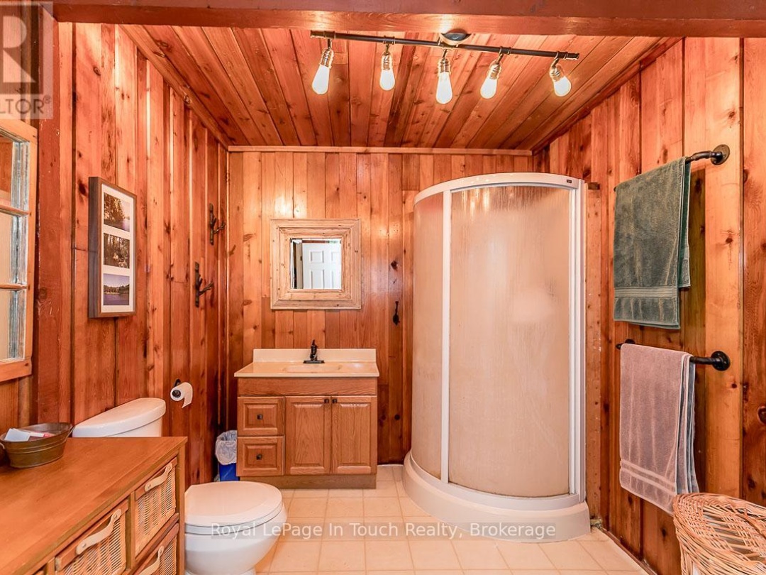 4 Severn River Shore, 