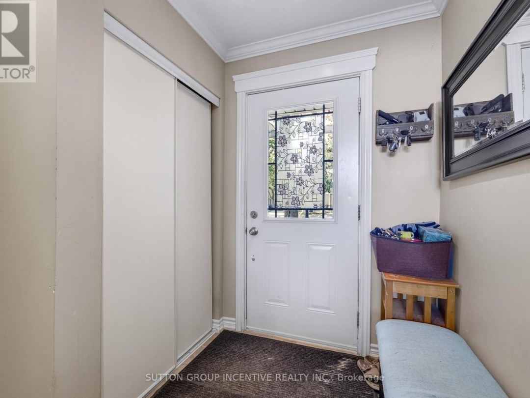 36 - 12 LANKIN BOULEVARD, 