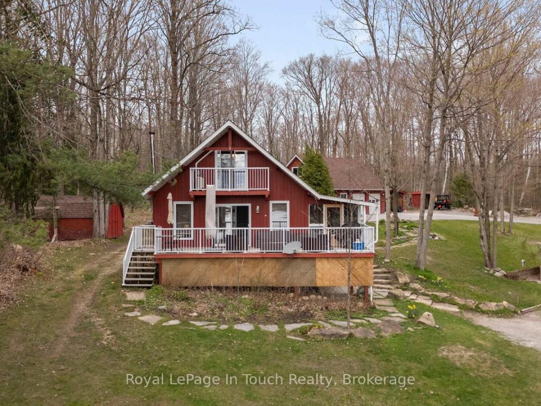 1472 Otter Point Road, Gloucester Pool
