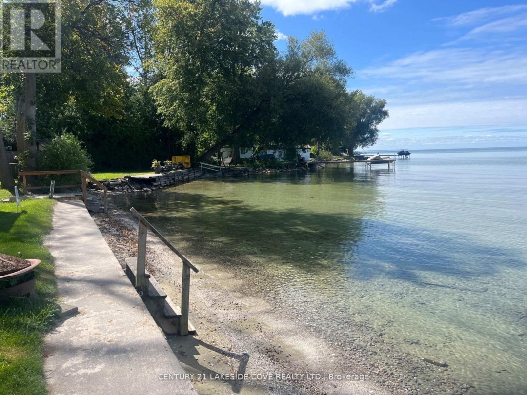 2730 Lone Birch Trail N, Lake Simcoe