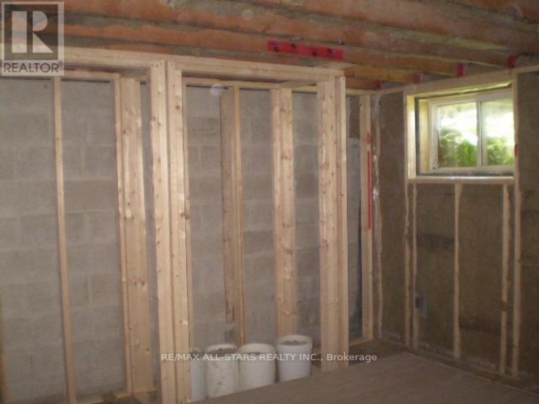 1225 SPRING VALLEY ROAD, 