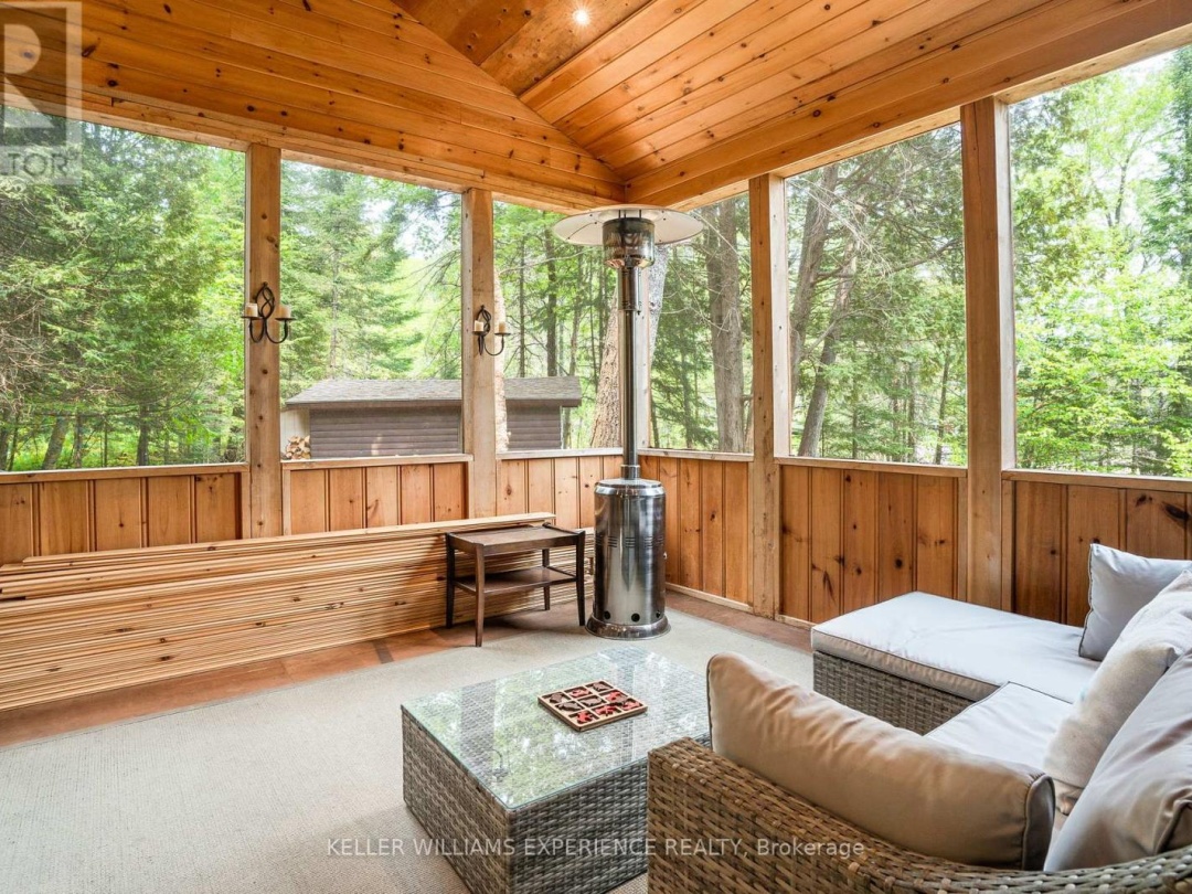1049 Elsie Bay Road, Horseshoe Lake