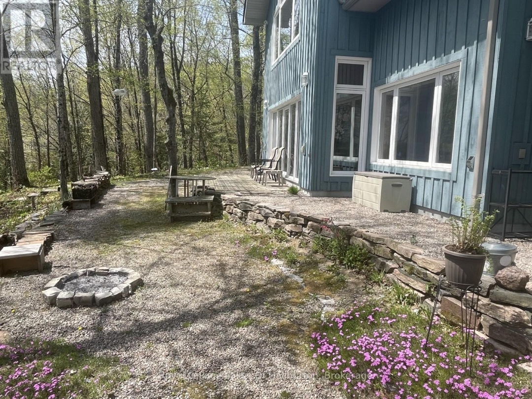 48 RUSSELL DRIVE, White Lake