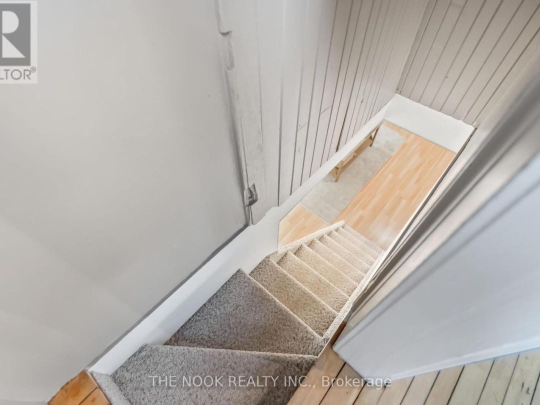 275 VALENTIA ROAD, 