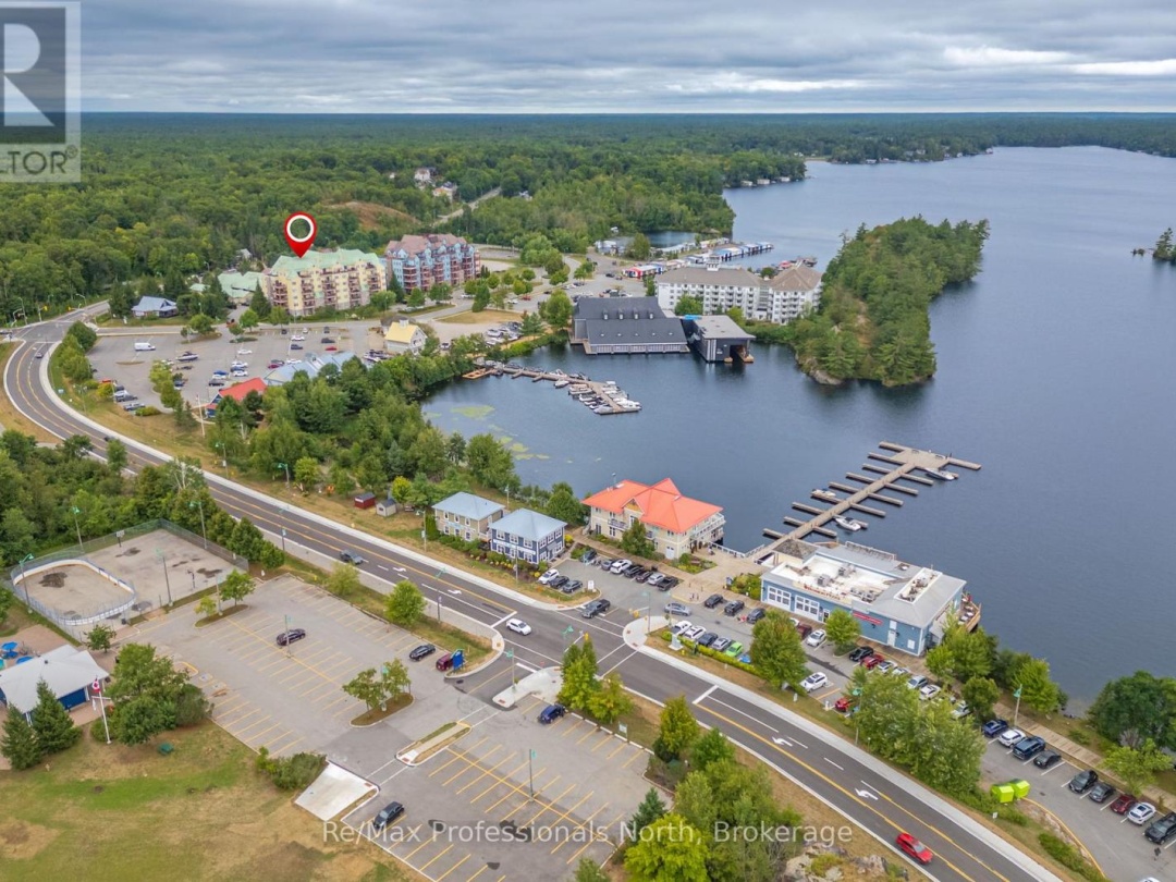 207 - 110 STEAMSHIP BAY ROAD, Muskoka Bay