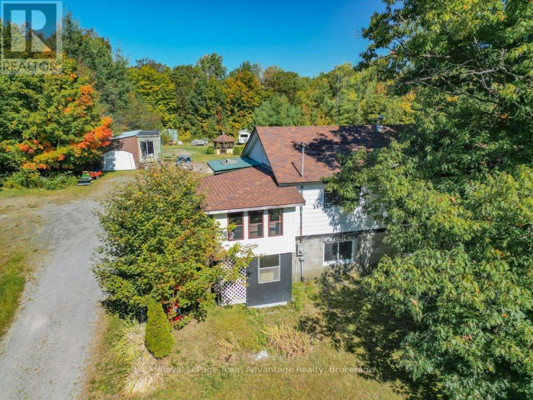 18 HORSESHOE LAKE ROAD, 