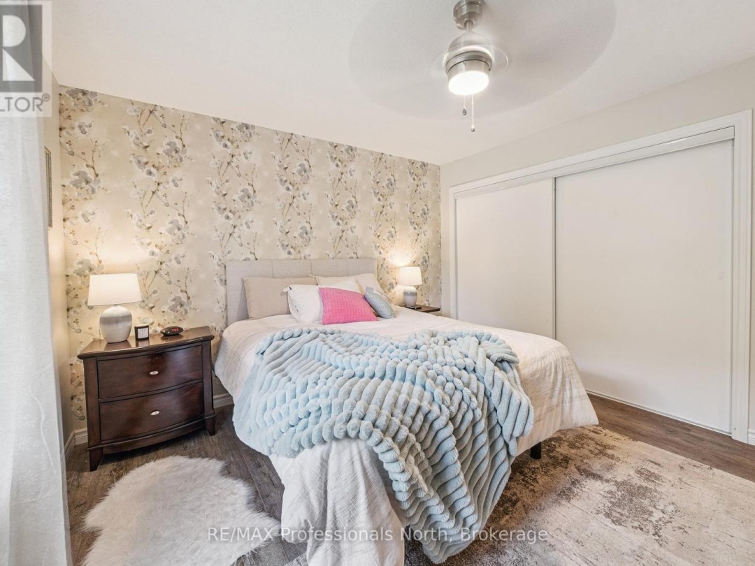 57 YONGE STREET S, 