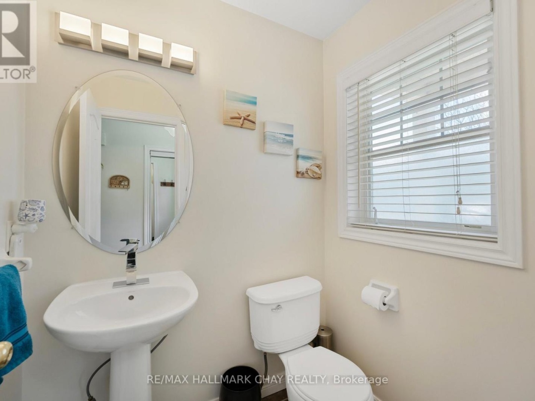 5 800 West Ridge Boulevard, Orillia