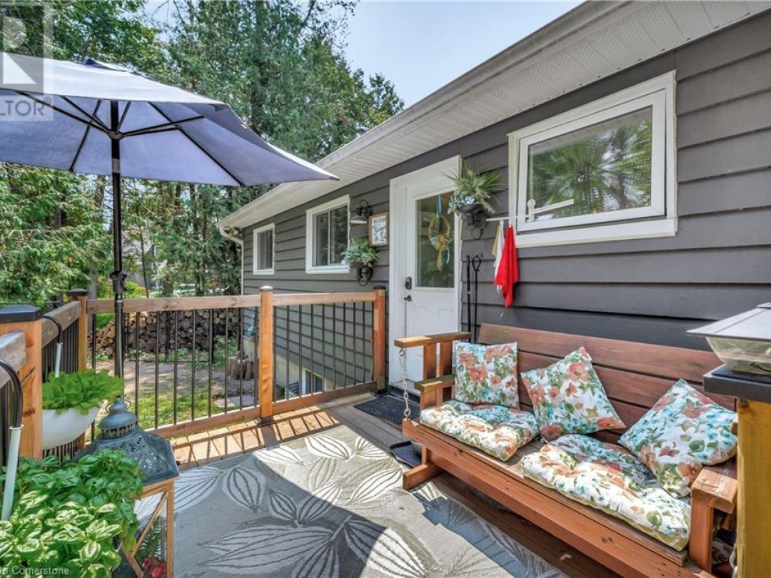 33 GRAHAM Drive, 