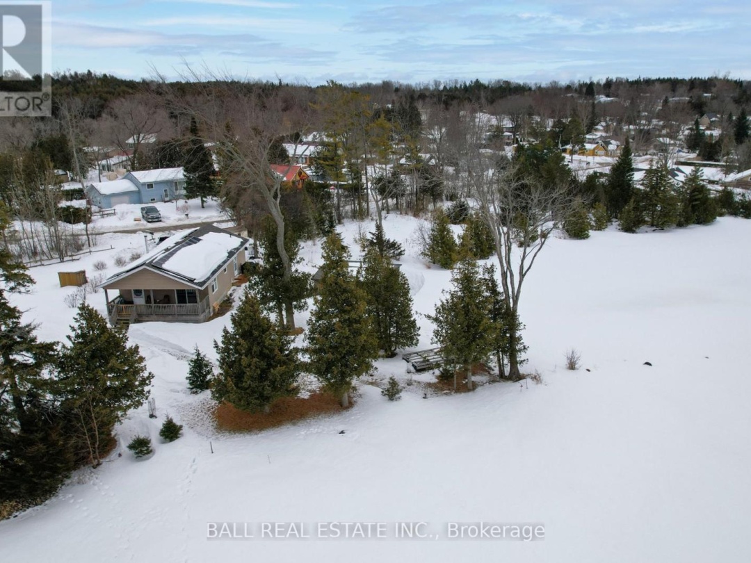 35 Elder Street, Sturgeon Lake