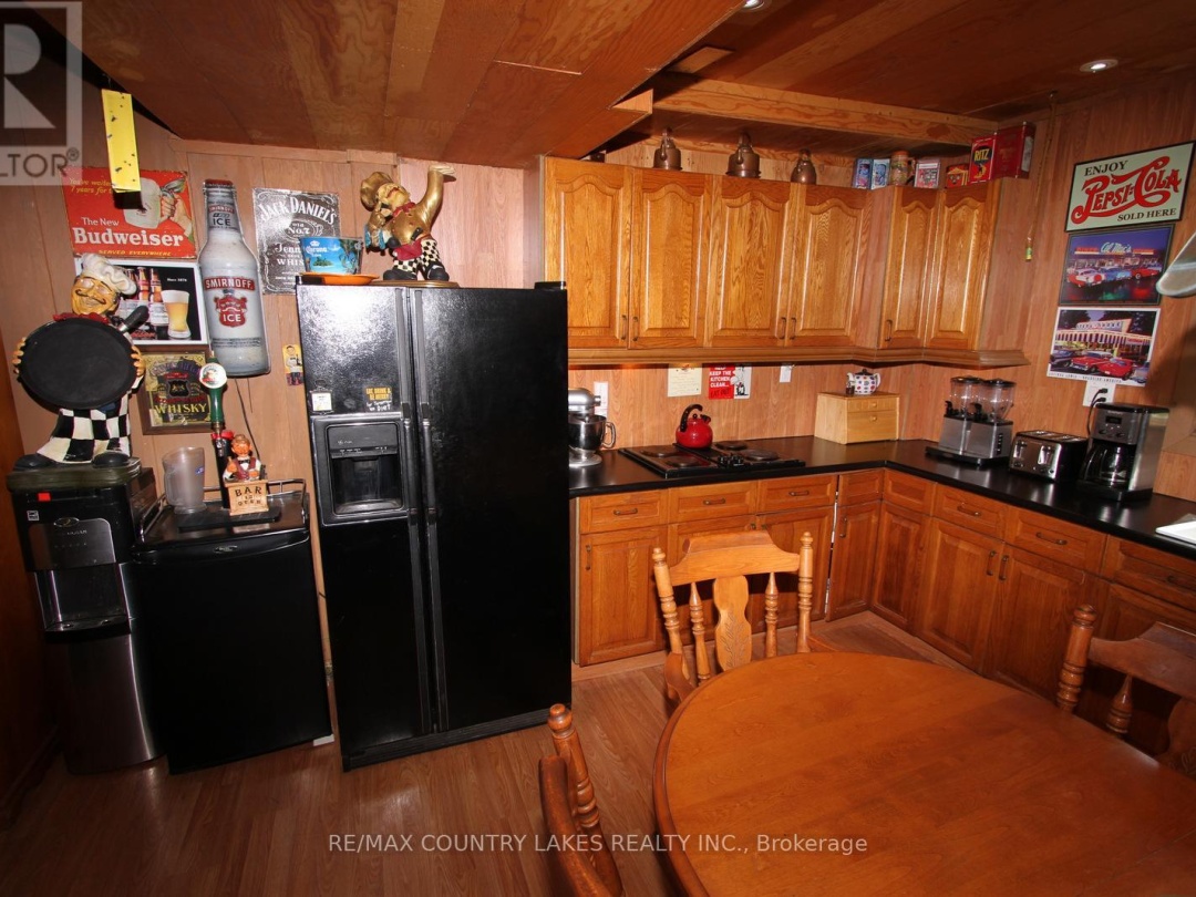 8 Saturn Lane, Mitchell Lake