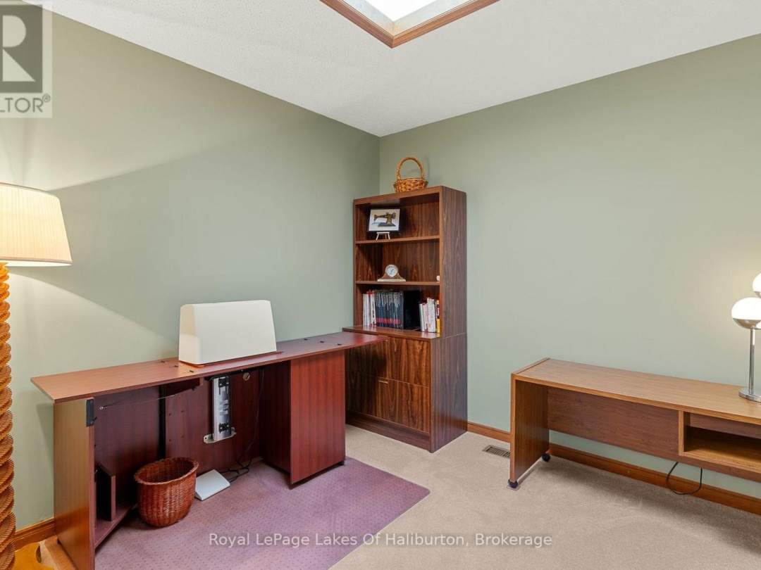 1089 PIONEER ROAD, Gooderham Lake
