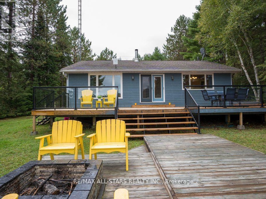 1086 Cameron Lane, Little Cameron Lake