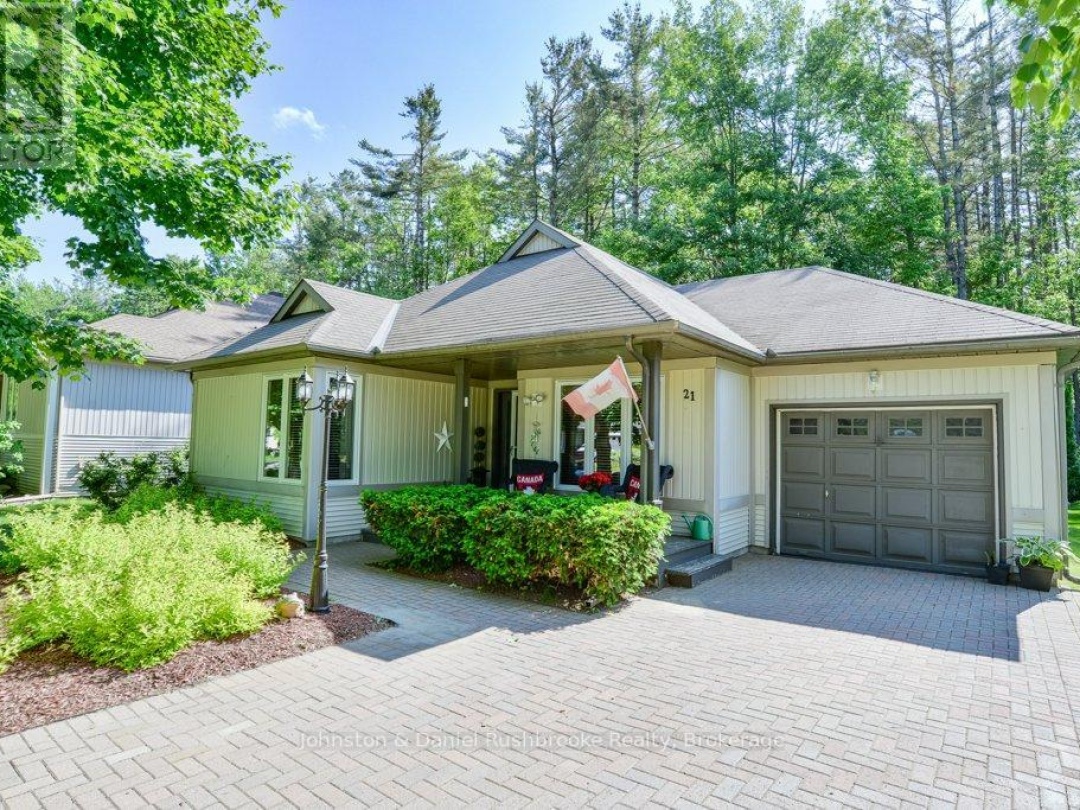 21 PINERIDGE GATE E, 