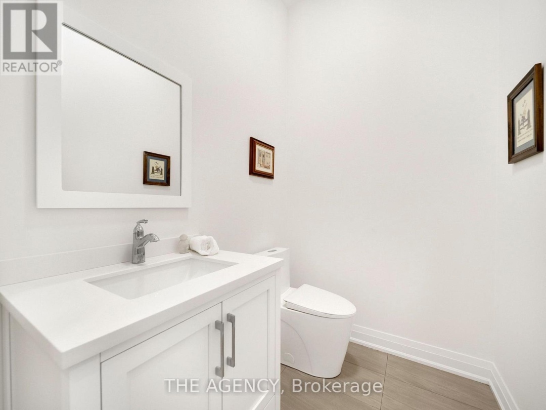 3963 Hilltop Road, Ramara