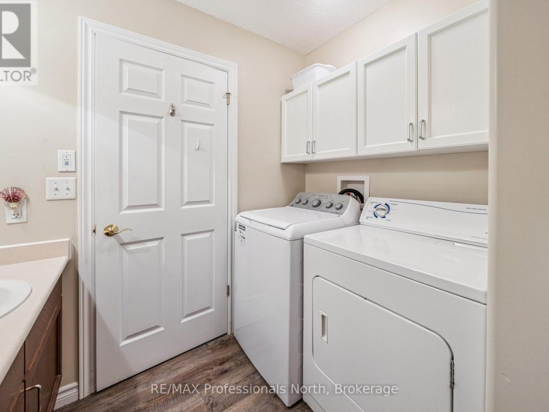 57 YONGE STREET S, 