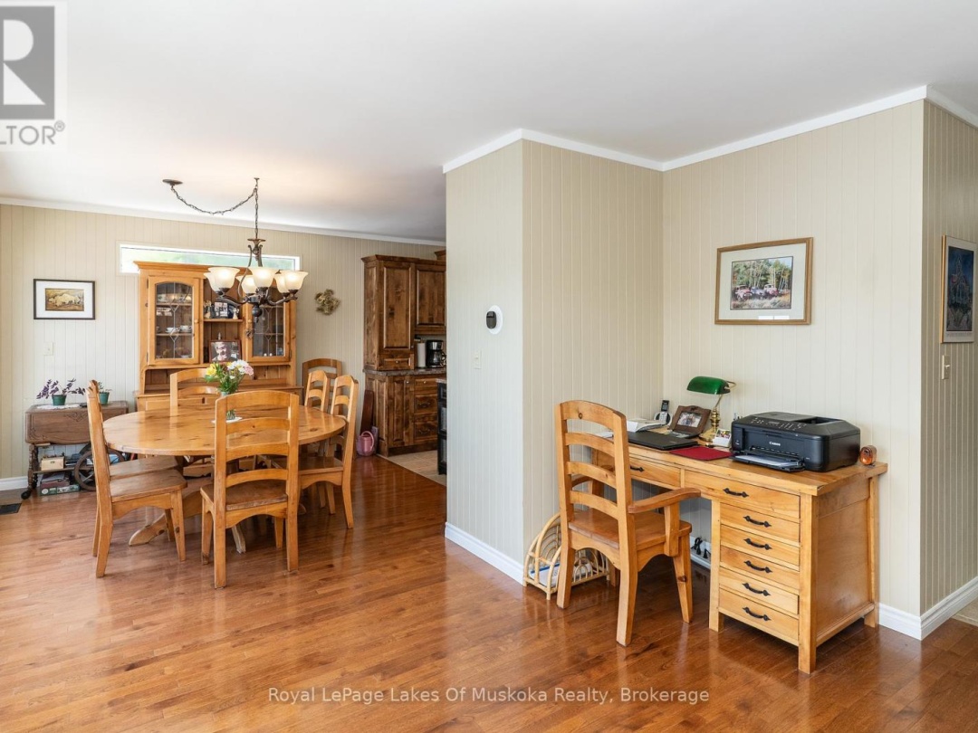 4 1010 Pinedale Road, Gull Lake