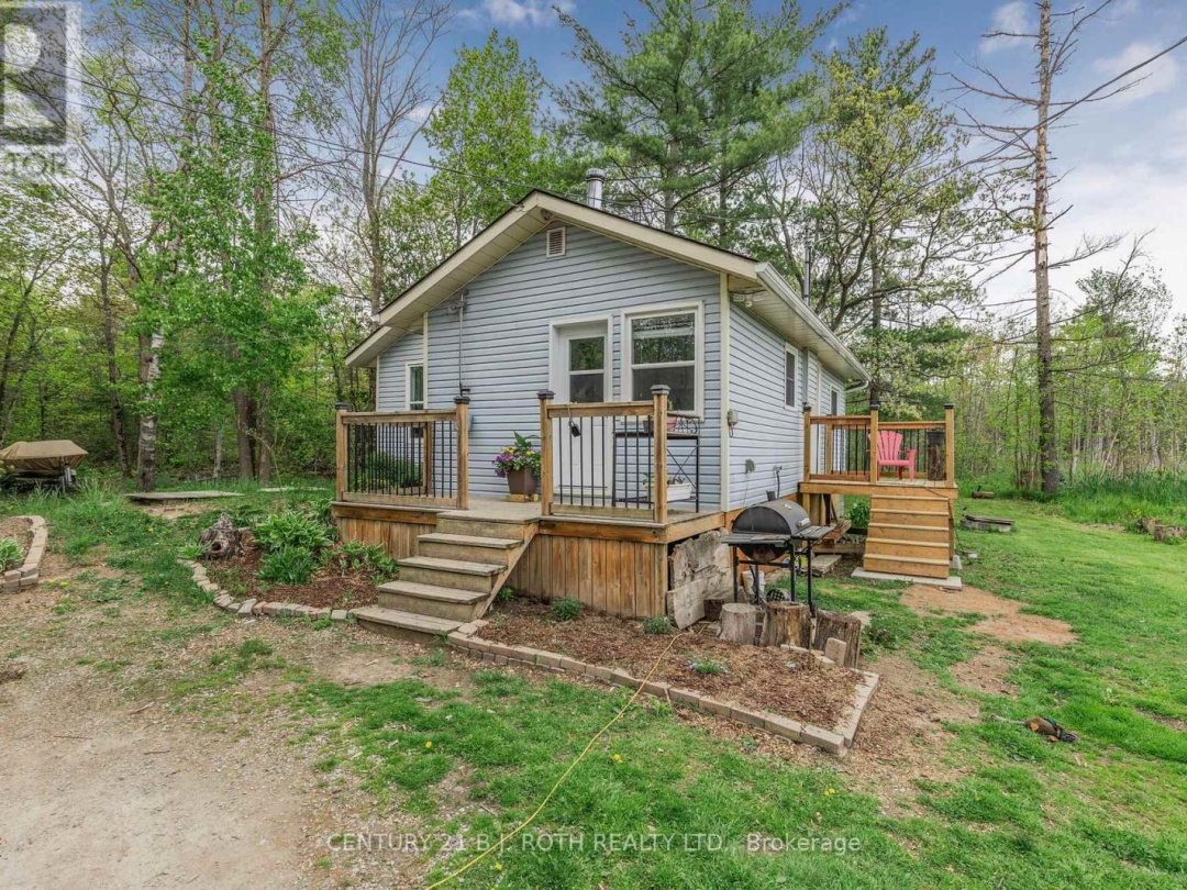 2100 HONEY HARBOUR ROAD, 