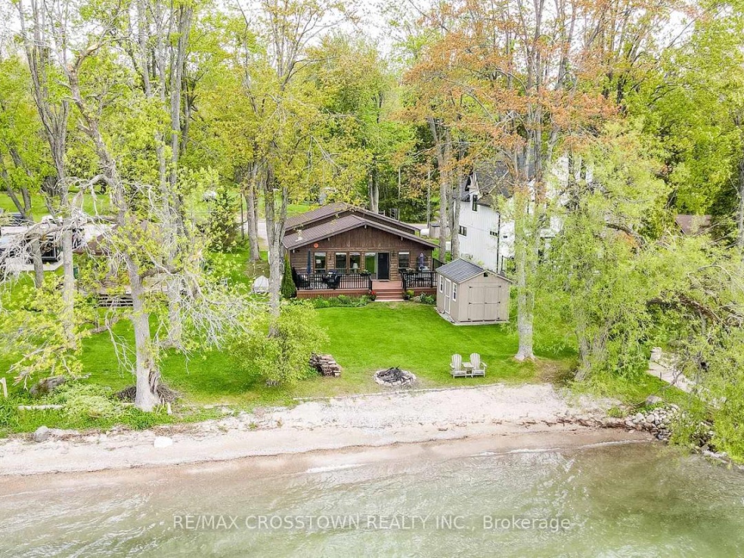 3822 Glenrest Drive, Lake Simcoe