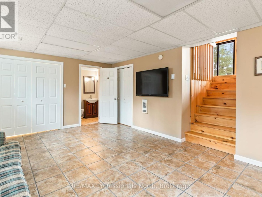 1011 Serpentine Lane, Mountain Lake