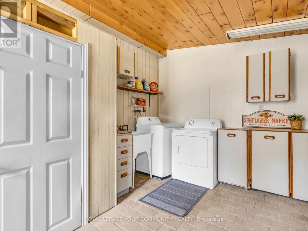 3324 AMILIA DRIVE, 