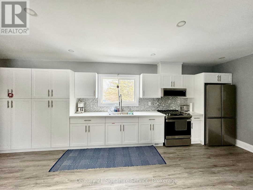 127 Maskinonge Road, Georgian Bay