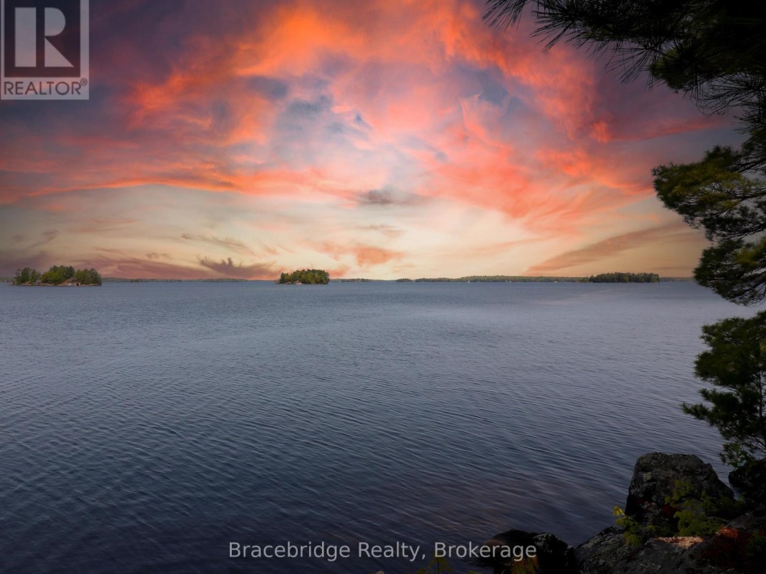 1032 EVERGREEN CRESCENT, 