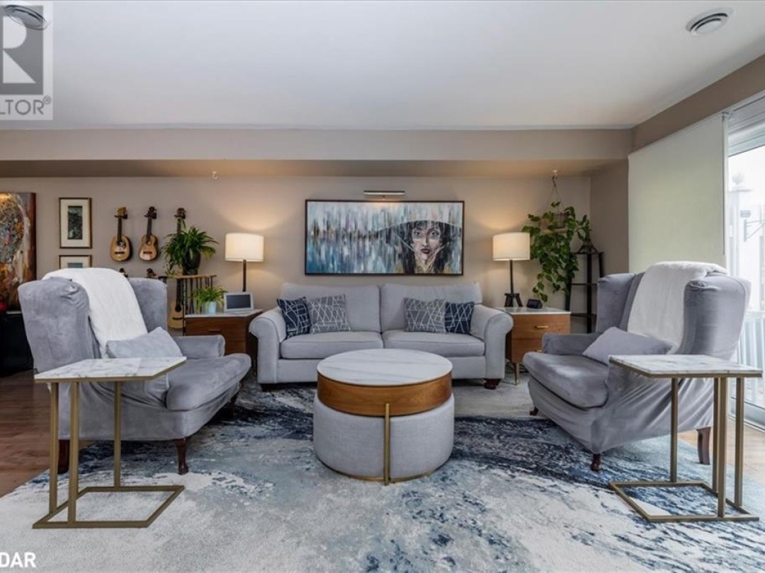 100 Laguna Pky Parkway Unit# 8, Lake Simcoe