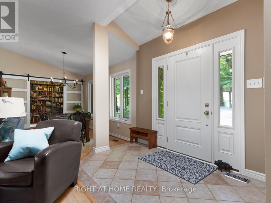 60 Mcgregor Drive, Pigeon Lake