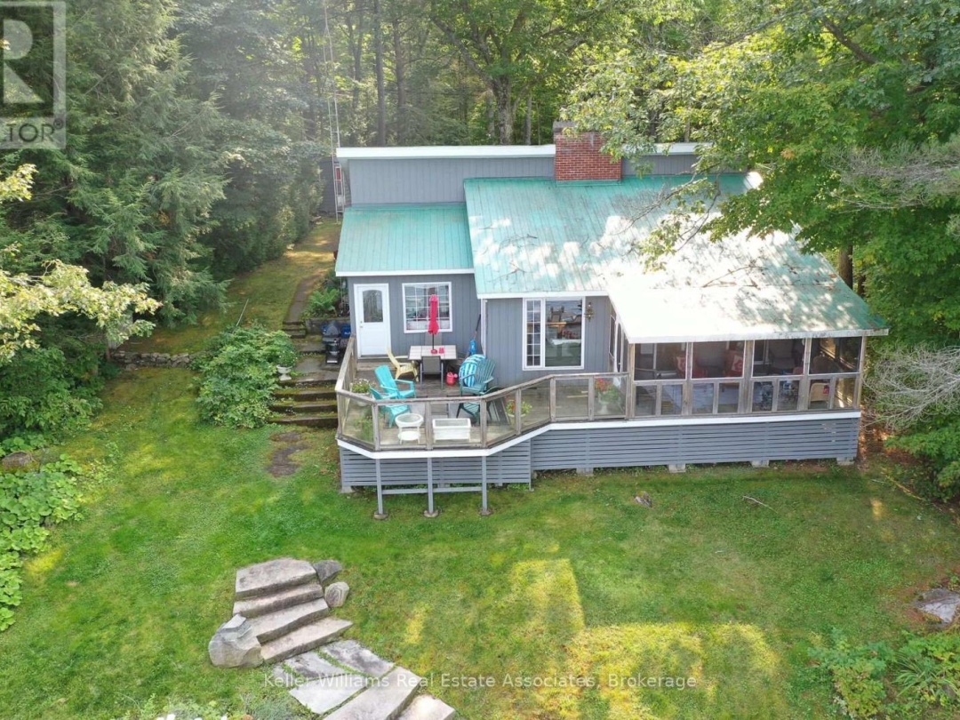 1029 LAKESHORE DRIVE, Lake Muskoka