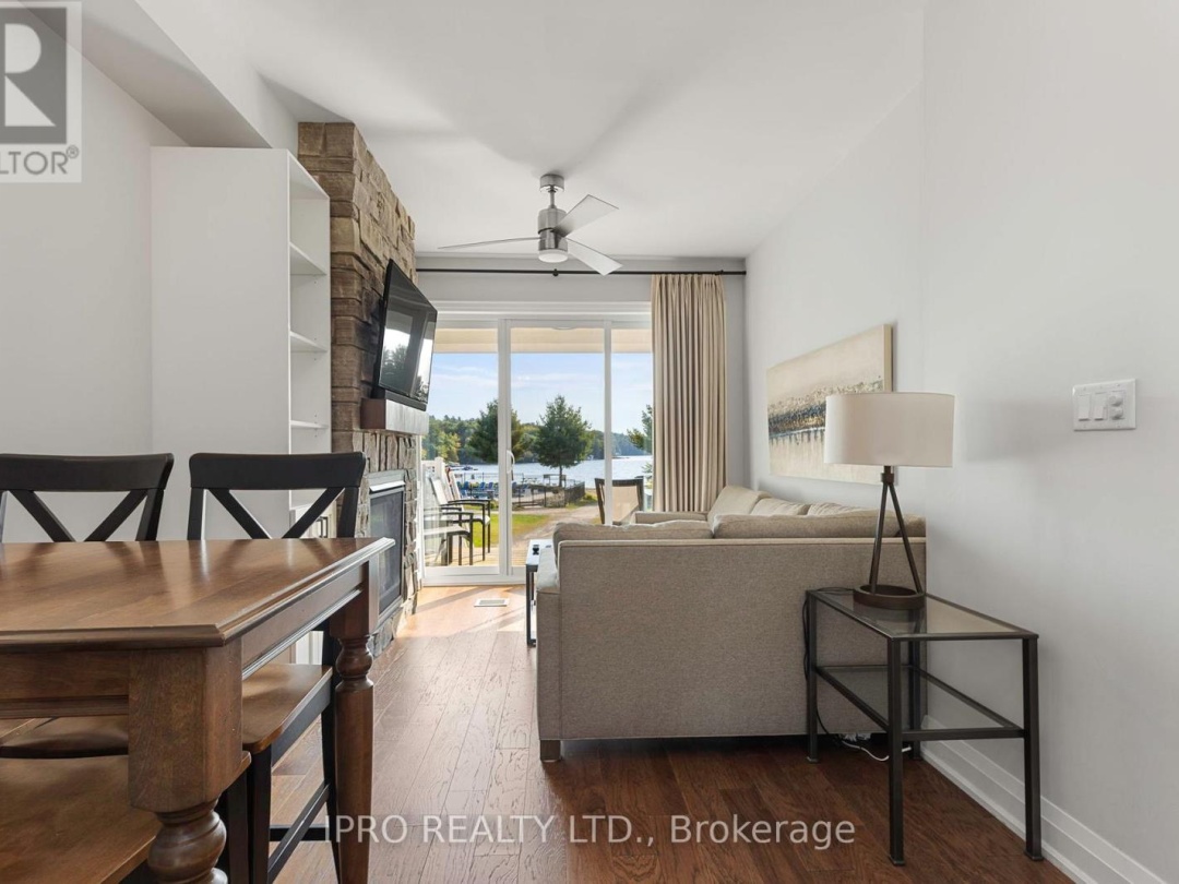 16 - 1869 MUSKOKA RD 118 WEST ROAD, Lake Muskoka