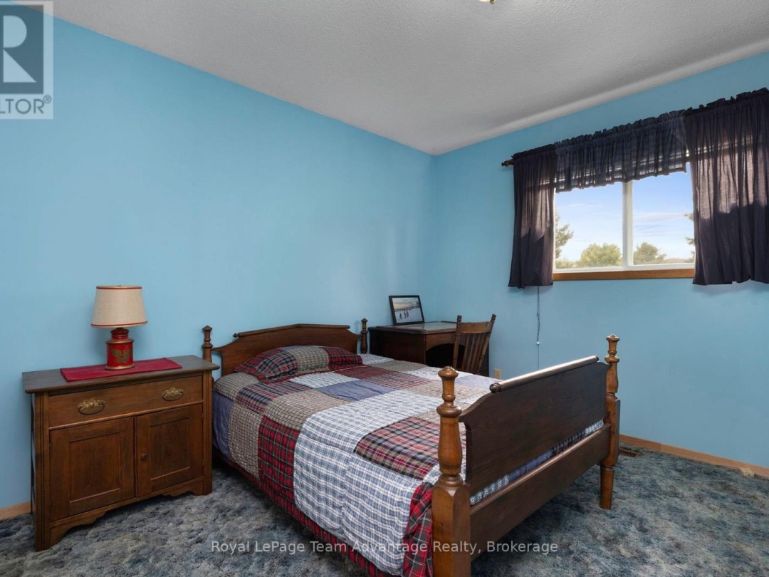142 Broadbent Road, Manitouwabing Lake