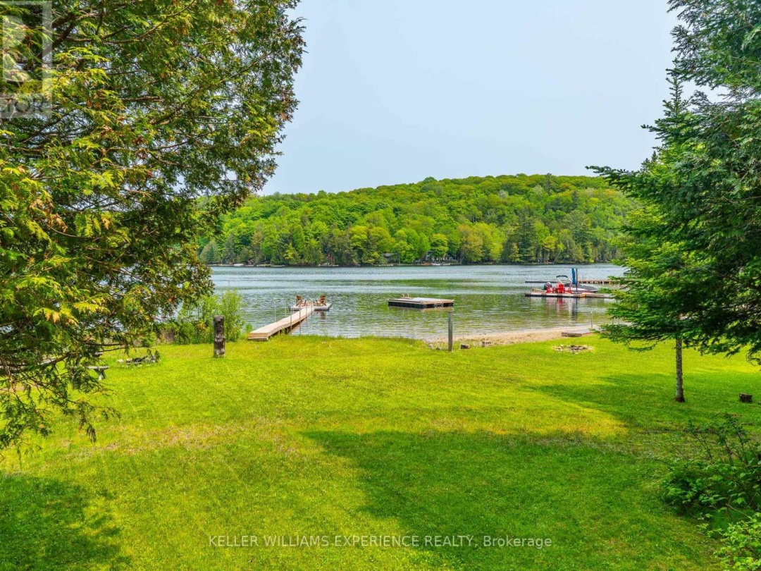 1049 Elsie Bay Road, Horseshoe Lake