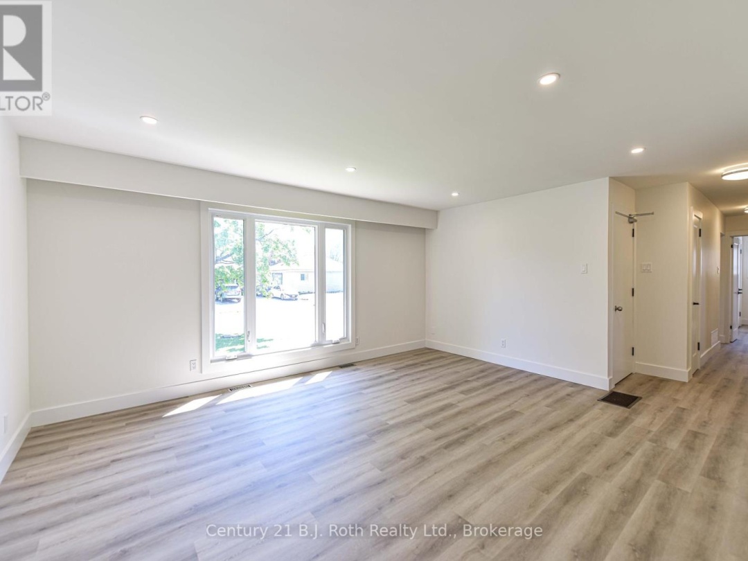 571 High Street, Orillia