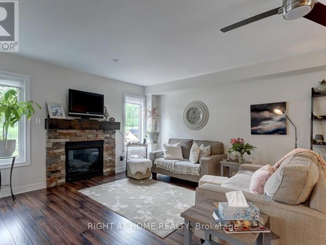 12 Masters Crescent, Georgian Bay