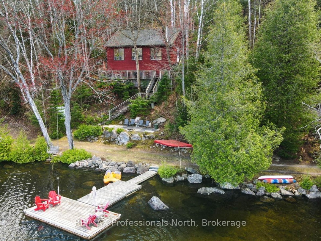 1017 Dunn Road, Haliburton Lake