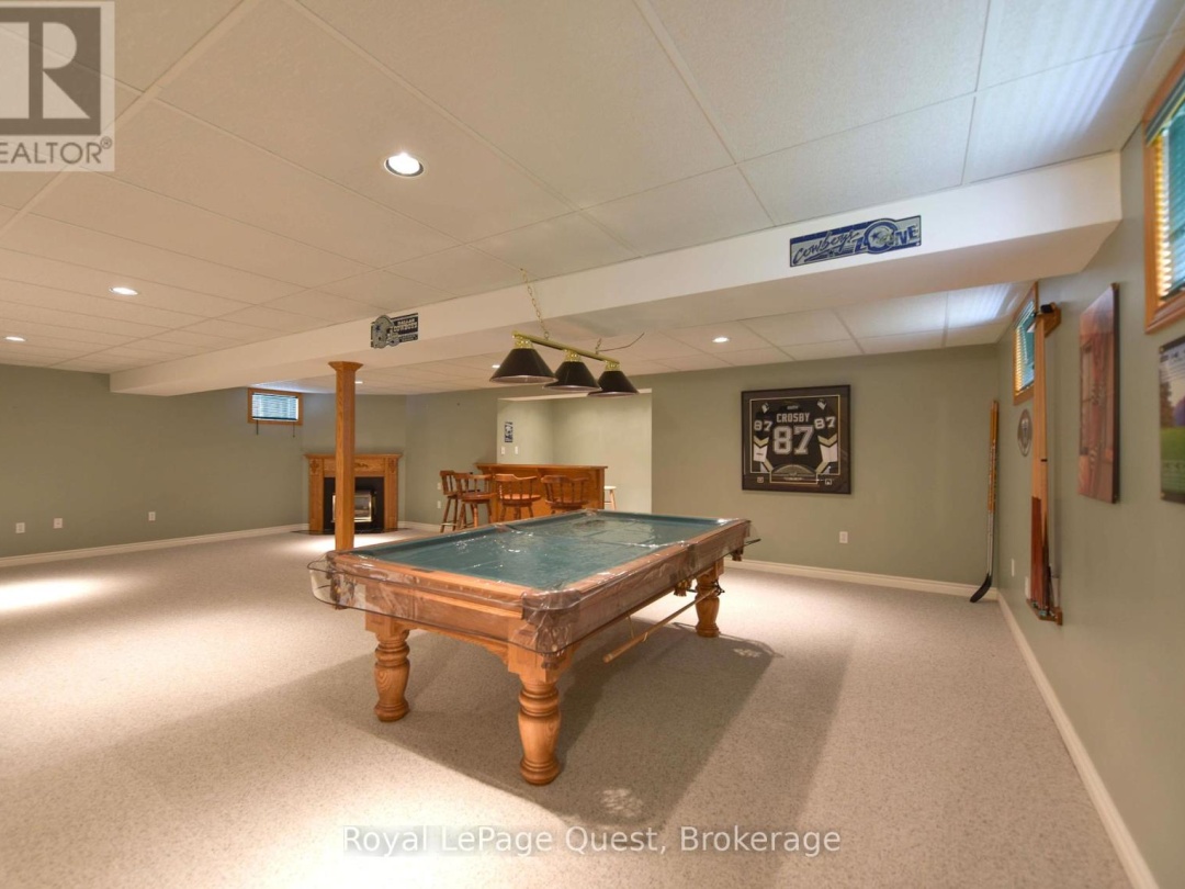 62 VANESSA DRIVE, 