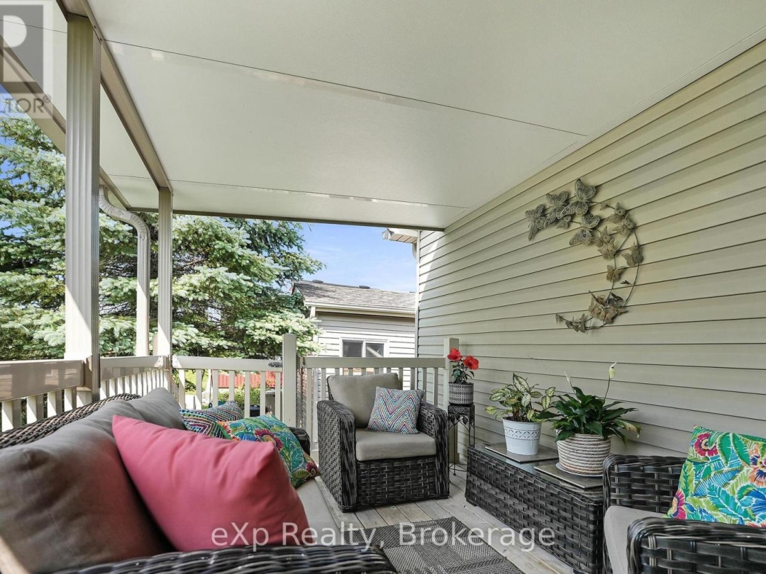 53 CREEKSIDE CIRCLE, 