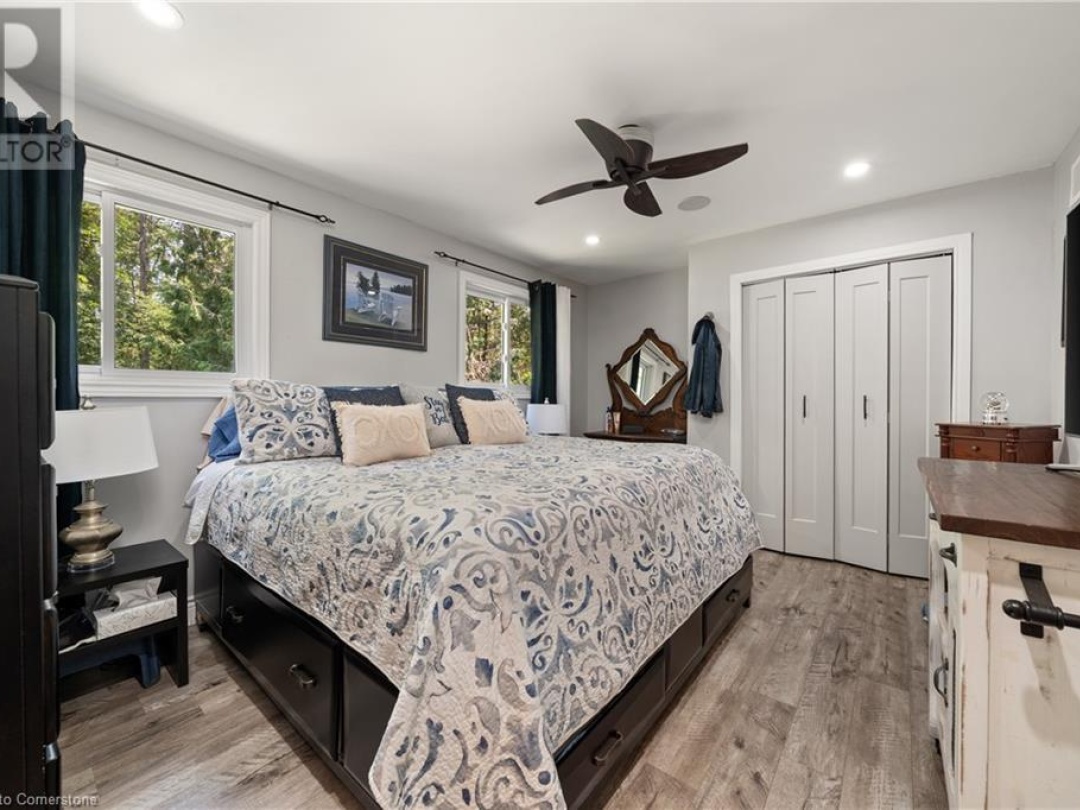33 GRAHAM Drive, 