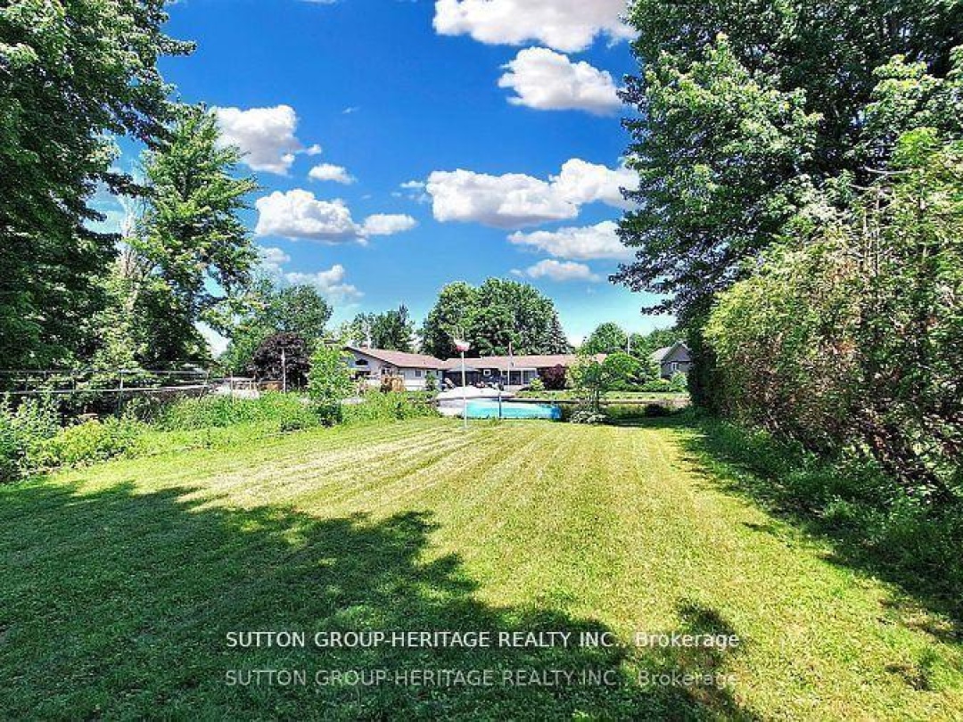 29 Lake Avenue, Lake Simcoe