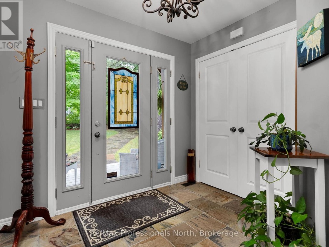 1005 LAIDLAW AVENUE, Severn Lake