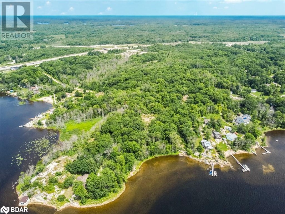 3066 West Service Road, Waubaushene