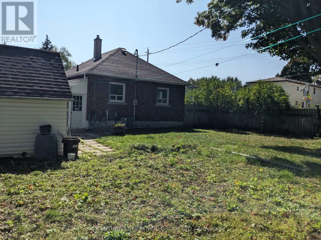 35 ARGYLE AVENUE, Orillia