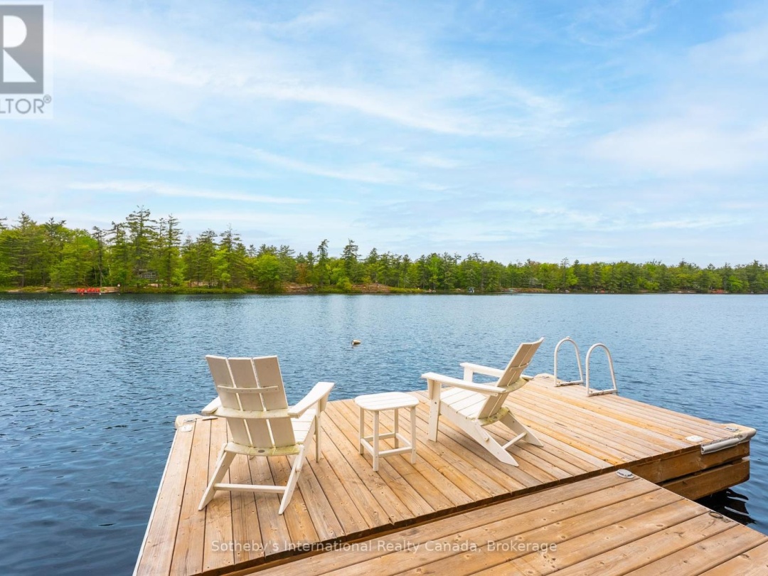 5760 Kahshe Lake, Kahshe Lake