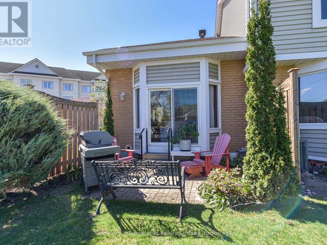 104 10 Museum Drive, Orillia